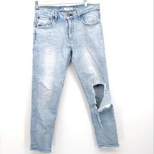 Moussy Moussy Moussy